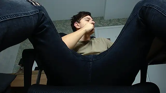 FelixStarkk online show from 09/26/25, 04:30