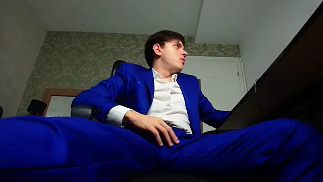 FelixStarkk online show from 10/13/25, 04:36