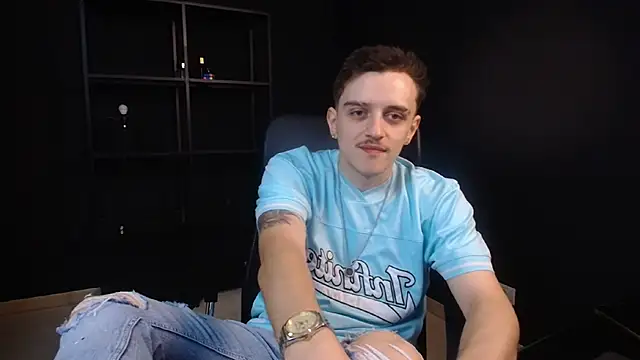 Snapshot of FelixStarkk chatting on 07/09/26, 07:09 FelixStarkk online show from 07/09/26, 07:09