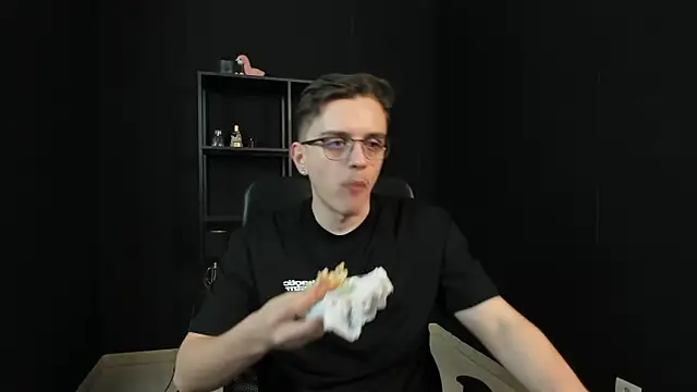 FelixStarkk online show from 05/07/26, 05:44