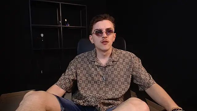 Snapshot of FelixStarkk chatting on 07/07/26, 06:47 FelixStarkk online show from 07/07/26, 06:47