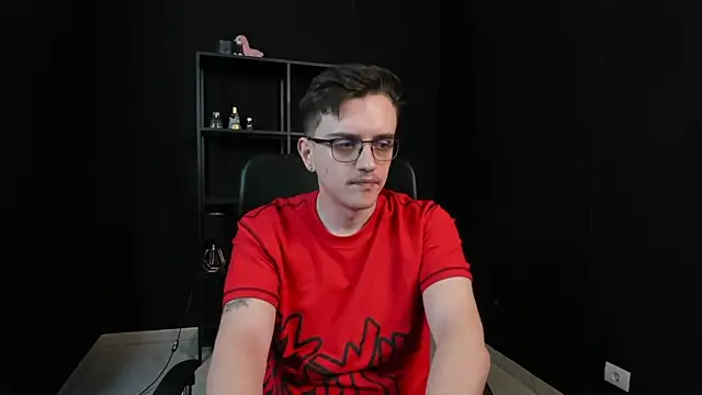 FelixStarkk online show from 05/11/26, 06:37