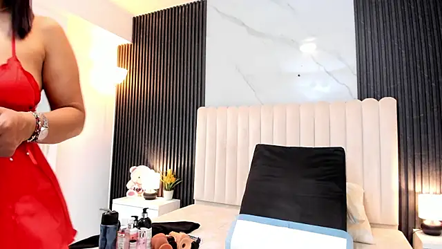 Samantha Claus online show from 11/12/25, 04:05