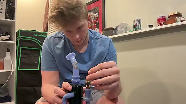 Snapshot of Novvikk88 chatting on 02/27/26, 08:14 Novvikk88 online show from 02/27/26, 08:14