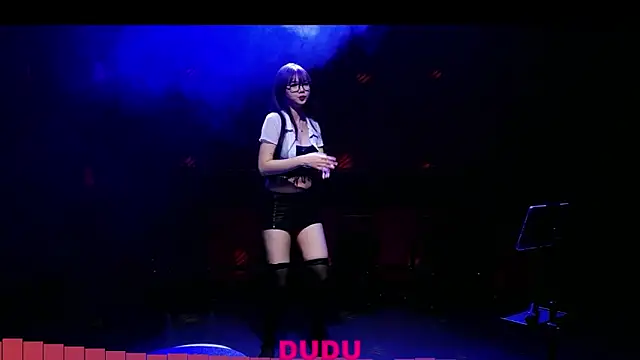 yznt-dudu online show from 09/17/25, 11:45