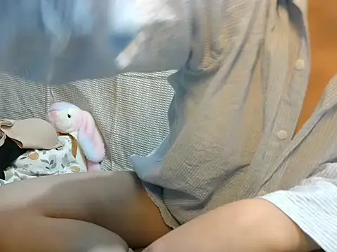 Zuuumon online show from 11/02/25, 02:22