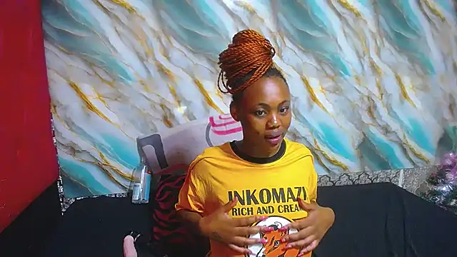 ItsMsBankss02 online show from 11/22/25, 10:30