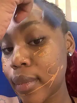 ItsMsBankss02 online show from 09/13/25, 11:43