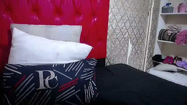 ItsMsBankss02 online show from 11/03/25, 12:38