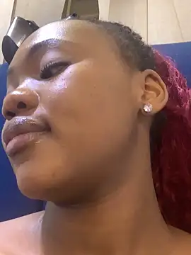 ItsMsBankss02 online show from 09/13/25, 11:49