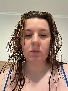 Snapshot of love_me__tonight_ chatting on 06/19/26, 07:03 love me tonight online show from 06/19/26, 07:03