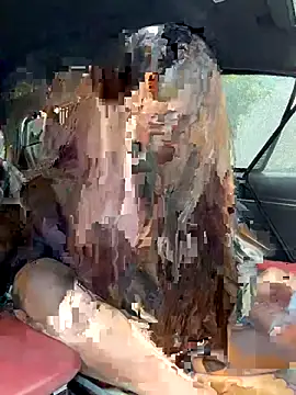 Linh 2004 online show from 12/04/25, 05:28