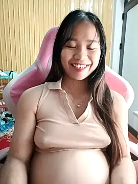 Snapshot of Na_na90 chatting on 12/14/25, 08:09 Na na90 online show from 12/14/25, 08:09