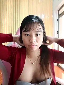 Snapshot of Na_na90 chatting on 10/26/25, 12:33 Na na90 online show from 10/26/25, 12:33