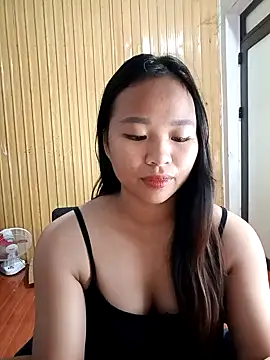 Snapshot of Na_na90 chatting on 07/03/26, 12:39 Na na90 online show from 07/03/26, 12:39