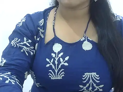 LIYO  online show from 06/03/26, 05:52