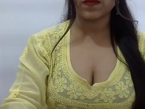 Snapshot of LIYO_ chatting on 07/09/26, 07:53 LIYO online show from 07/09/26, 07:53