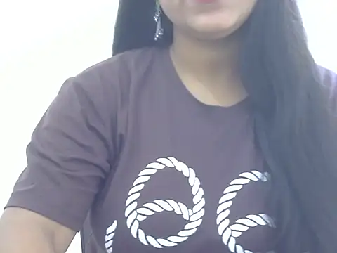 Snapshot of LIYO_ chatting on 06/12/26, 05:38 LIYO online show from 06/12/26, 05:38