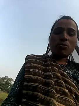 Snapshot of Hot_raaani chatting on 11/25/25, 09:53 Hot raaani online show from 11/25/25, 09:53