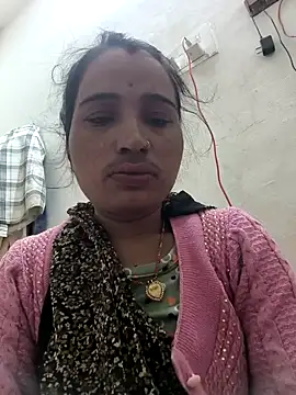 Snapshot of Hot_raaani chatting on 12/19/25, 10:01 Hot raaani online show from 12/19/25, 10:01