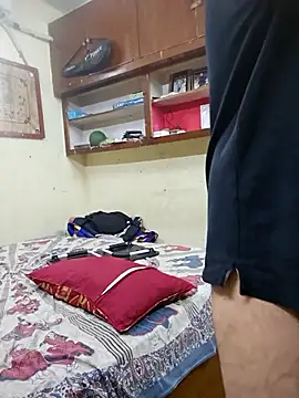 Snapshot of krishx776 chatting on 11/01/25, 09:03 krishx776 online show from 11/01/25, 09:03