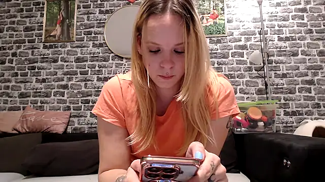 SexyMilf 37 online show from 04/17/26, 08:55