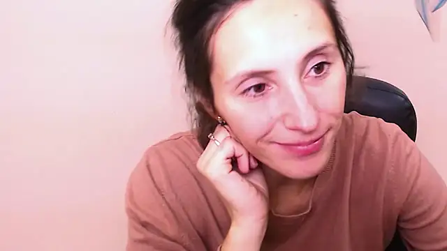 Snapshot of AlissaJersi chatting on 10/01/25, 09:14 AlissaJersi online show from 10/01/25, 09:14