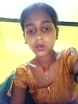 Snapshot of Saniye-143 chatting on 09/16/25, 03:57 Saniye-143 online show from 09/16/25, 03:57