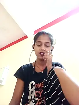 Snapshot of Saniye-143 chatting on 09/19/25, 05:33 Saniye-143 online show from 09/19/25, 05:33