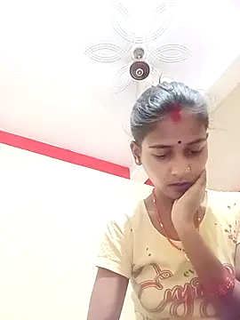 Snapshot of Saniye-143 chatting on 10/16/25, 04:04 Saniye-143 online show from 10/16/25, 04:04