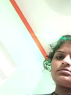 Hot mirchjii online show from 09/15/25, 04:57