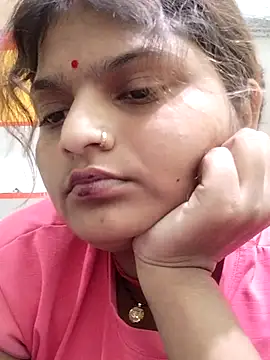 Hot mirchjii online show from 10/30/25, 01:42