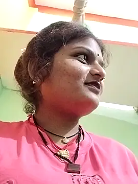 Hot mirchjii online show from 10/12/25, 03:35