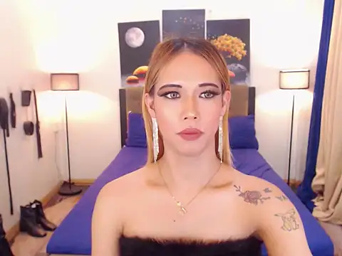 PreciousAmore online show from 12/18/25, 03:00