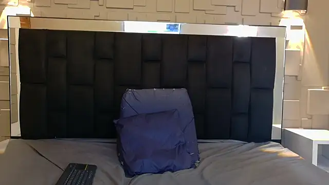 Snapshot of katalina07_1 chatting on 11/07/25, 03:05 katalina07 1 online show from 11/07/25, 03:05