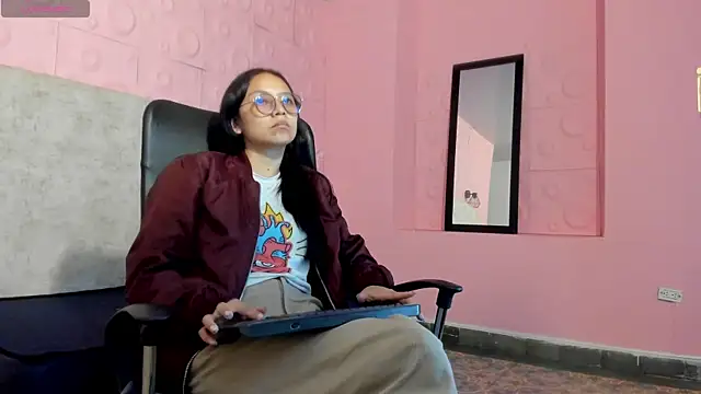 katalina07 1 online show from 04/30/26, 02:35