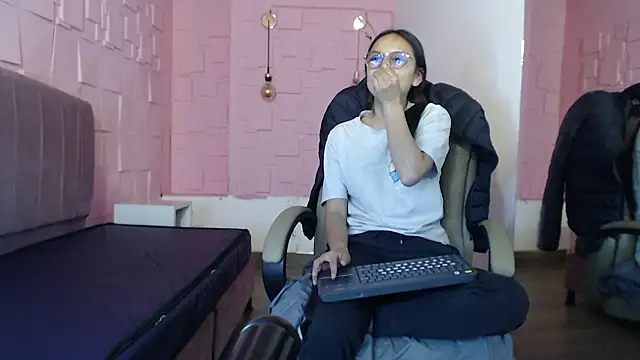 katalina07 1 online show from 03/17/26, 01:47