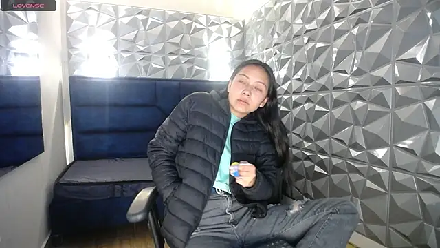 Snapshot of katalina07_1 chatting on 09/14/25, 05:02 katalina07 1 online show from 09/14/25, 05:02