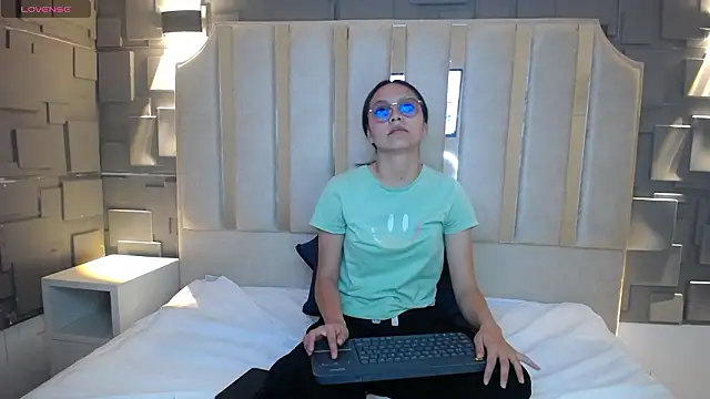 katalina07 1 online show from 03/05/26, 05:09