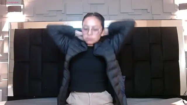 Snapshot of katalina07_1 chatting on 10/11/25, 04:08 katalina07 1 online show from 10/11/25, 04:08