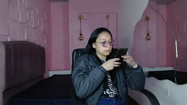 Snapshot of katalina07_1 chatting on 09/18/25, 03:26 katalina07 1 online show from 09/18/25, 03:26