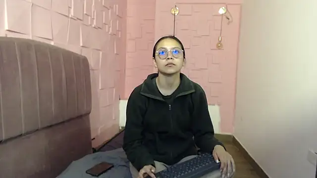 Snapshot of katalina07_1 chatting on 12/05/25, 02:37 katalina07 1 online show from 12/05/25, 02:37