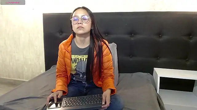 katalina07 1 online show from 02/21/26, 10:23