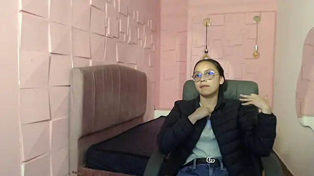 Snapshot of katalina07_1 chatting on 09/29/25, 03:28 katalina07 1 online show from 09/29/25, 03:28