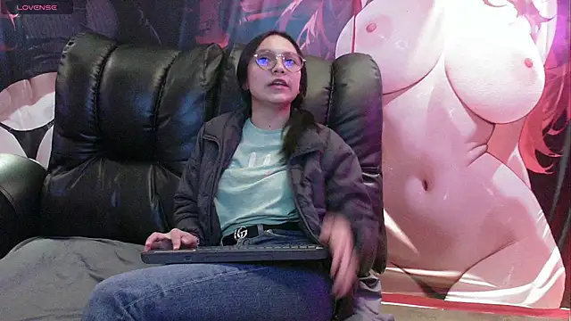 Snapshot of katalina07_1 chatting on 10/24/25, 04:28 katalina07 1 online show from 10/24/25, 04:28