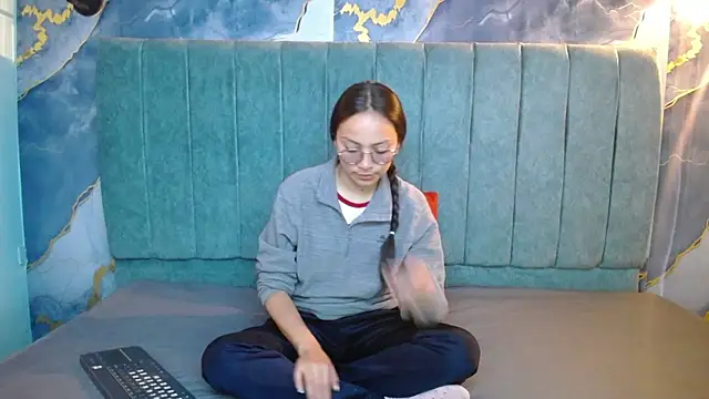 katalina07 1 online show from 04/25/26, 04:48