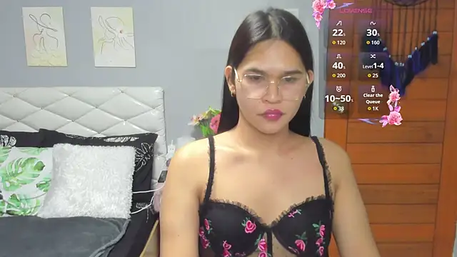 AlianaBlair online show from 10/20/25, 03:34