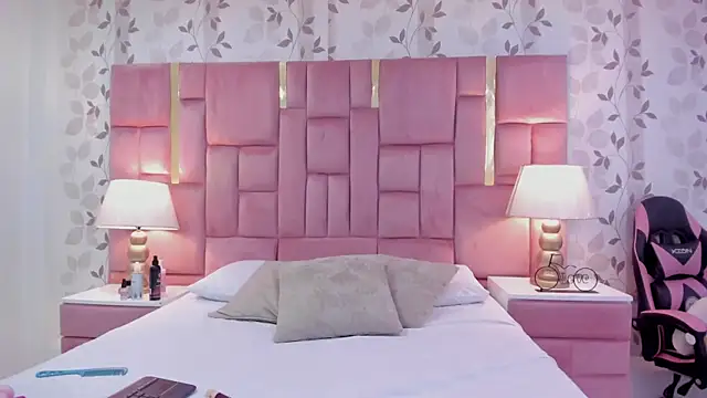 GabyMoreau online show from 03/09/26, 08:12