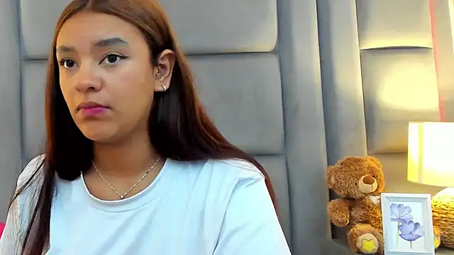 GabyMoreau online show from 10/27/25, 07:59