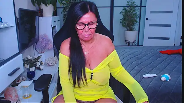 Anna Blare online show from 10/18/25, 09:11